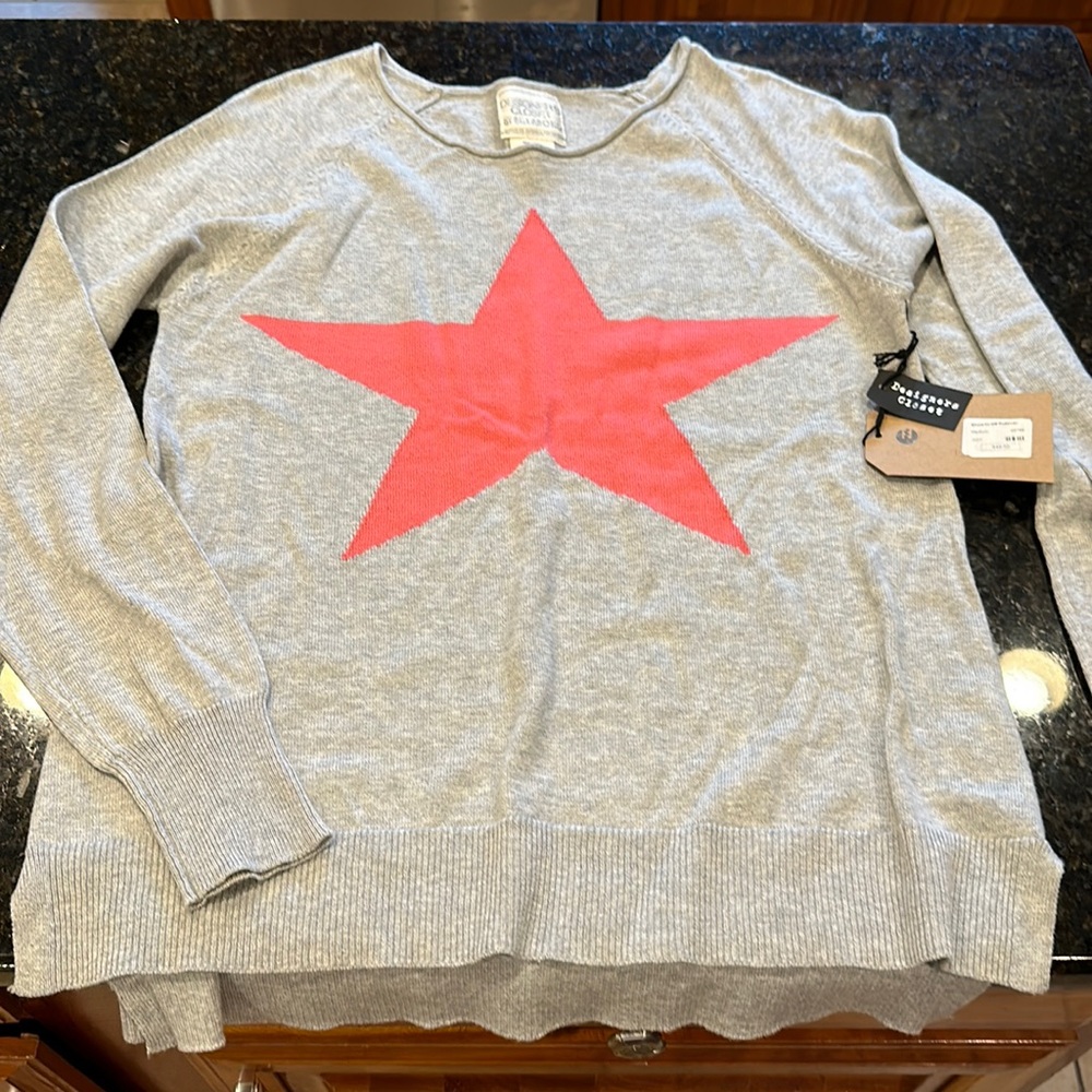 Lightweight long sleeve sweater, new with tags